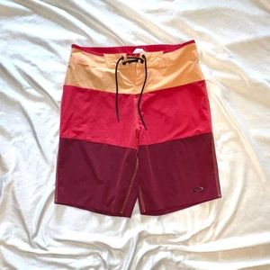 Oakley - Performance Fit Men’s Board Shorts - Size 32